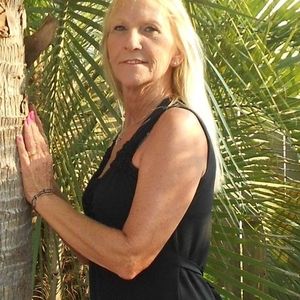 Meet your Posher, Regina